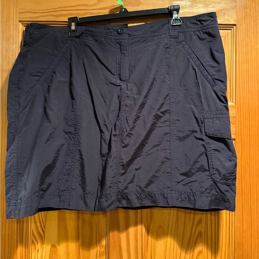 Land’s End Women’s Navy Cargo Skort- Lightweight Casual Size 18W